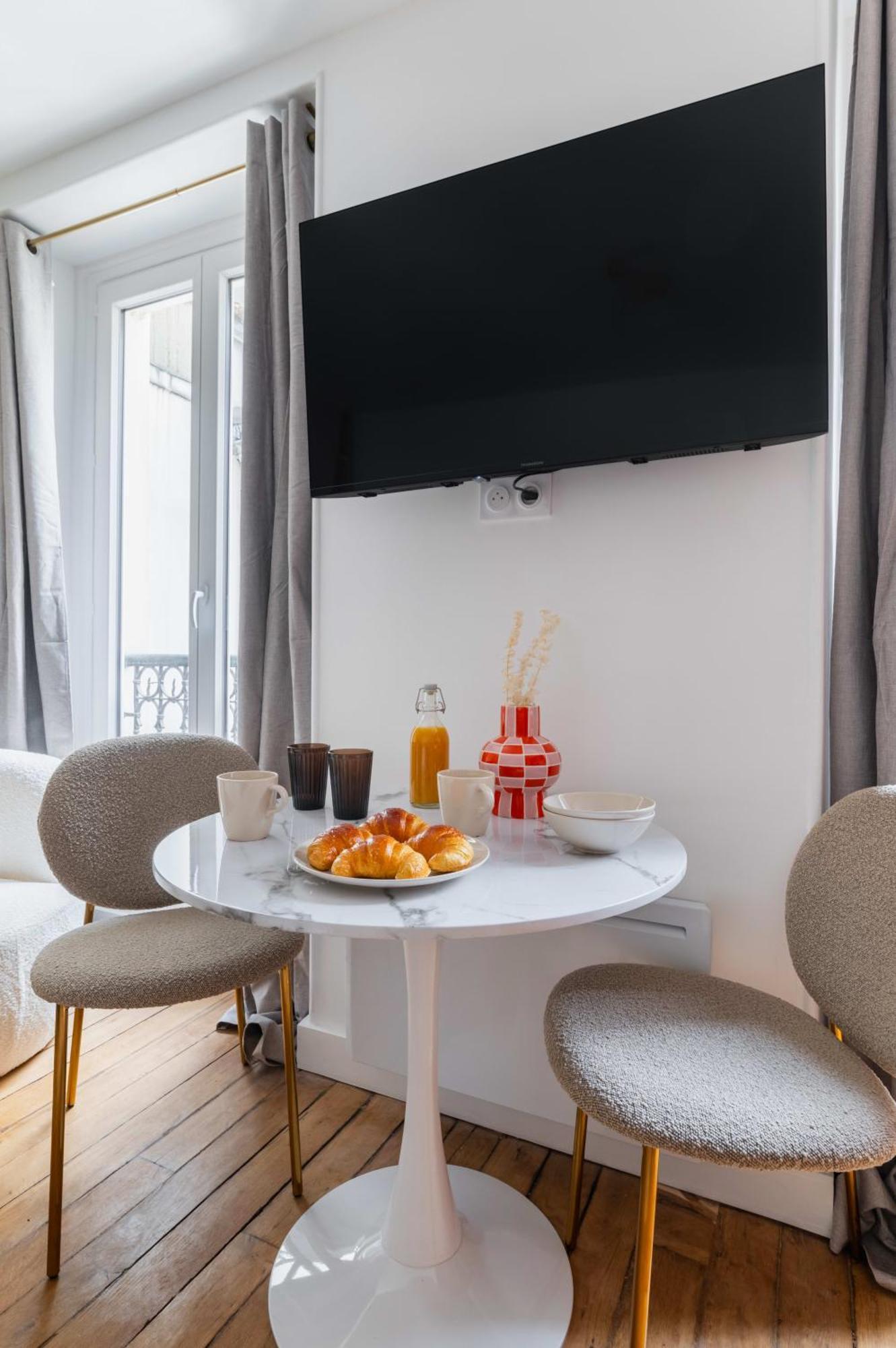 Grand Studio Refait A Neuf Paris 16 - 4P - Flat-Guest Luaran gambar